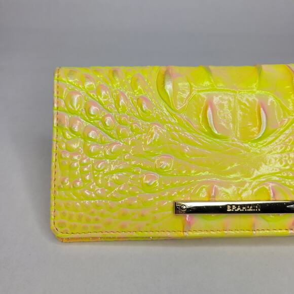 BRAHMIN Ady Wallet NOVA Melbourne Genuine Leather Yellow Iridescent NWT - Picture 3 of 12
